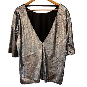 Toby Heart Ginger Matte Silver Sequin Short Sleeve Open Back Holiday Top Large